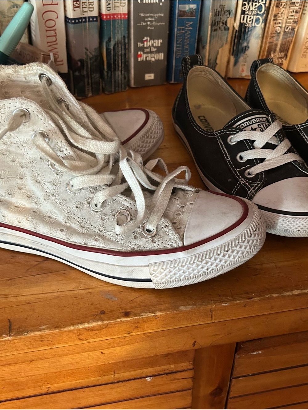 2 pairs of Converse  Sneakers, White High-Top Sneakers and Black Flats